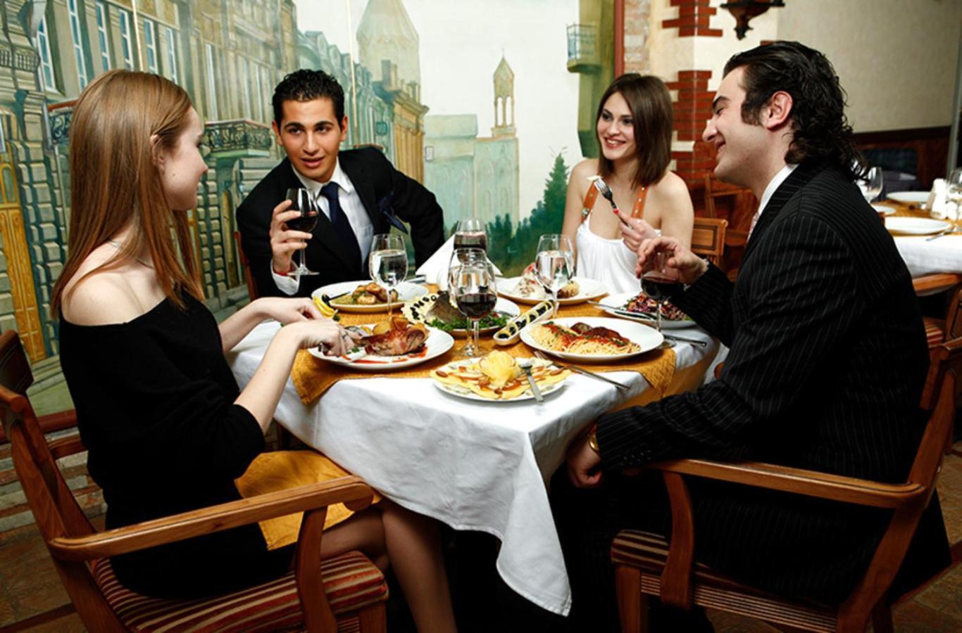 Nane Hotel Гюмри Экстерьер фото