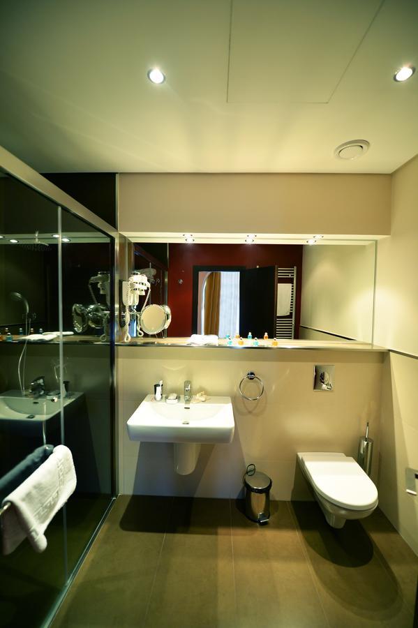 Nane Hotel Гюмри Экстерьер фото